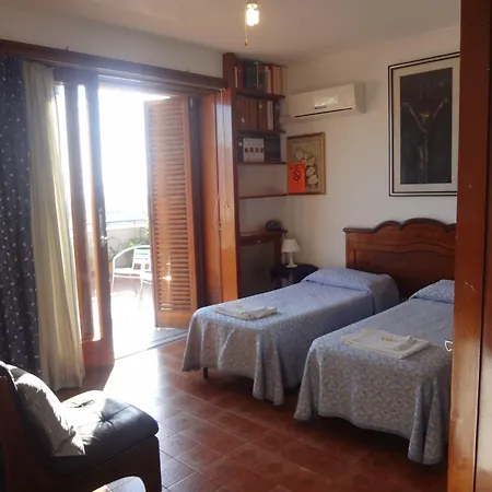 Pensión Casa Riccio 3*